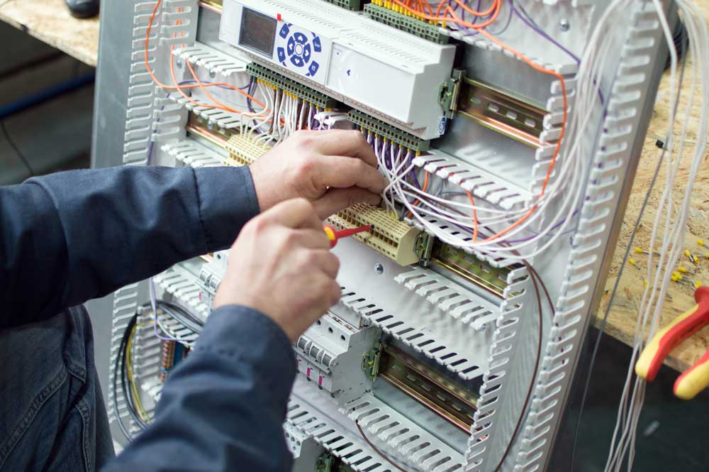 Local Electrician in Springfield, MO